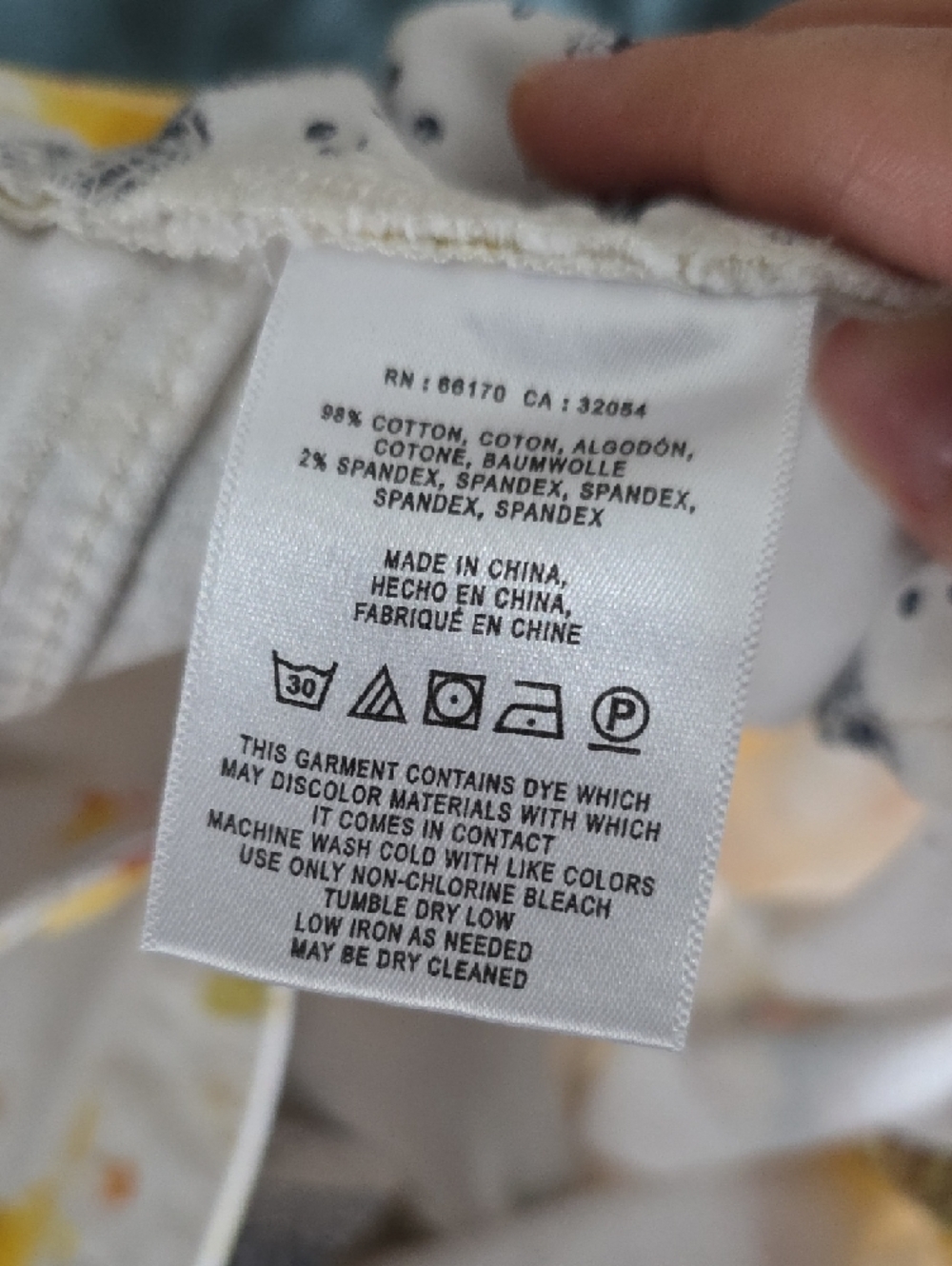 Pilcro and the Letterpress White Jeans with Yellow Lemon Floral Print - Picture 5 of 8